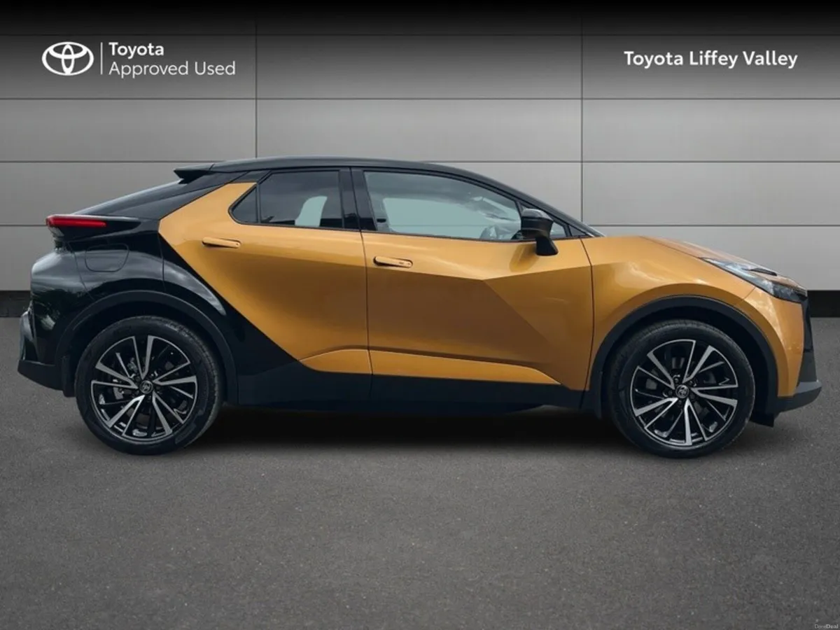 Toyota C-HR C-HR PHEV PREMIERE EDITION - Image 3
