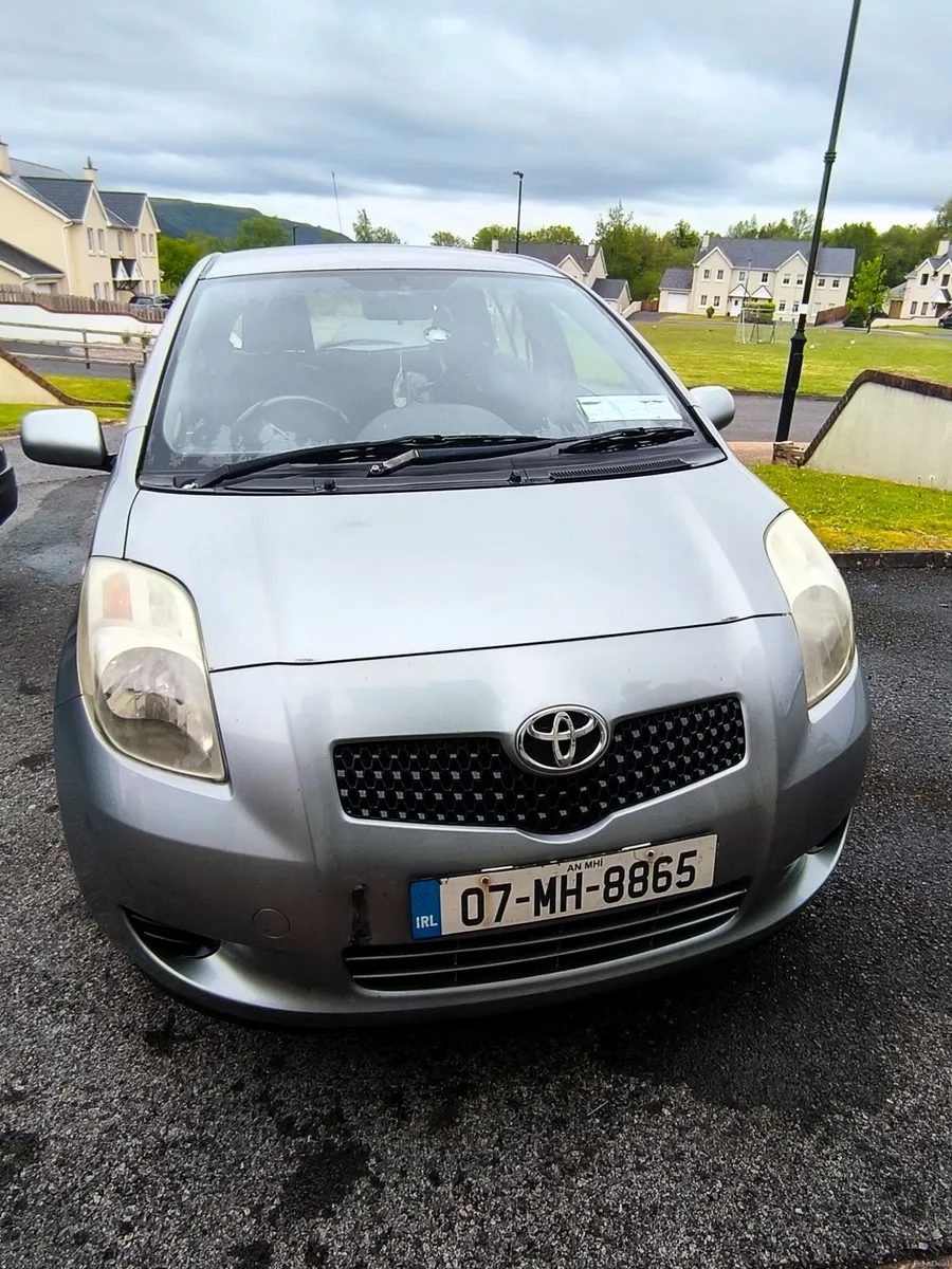 Toyota Yaris 2007 - Image 3