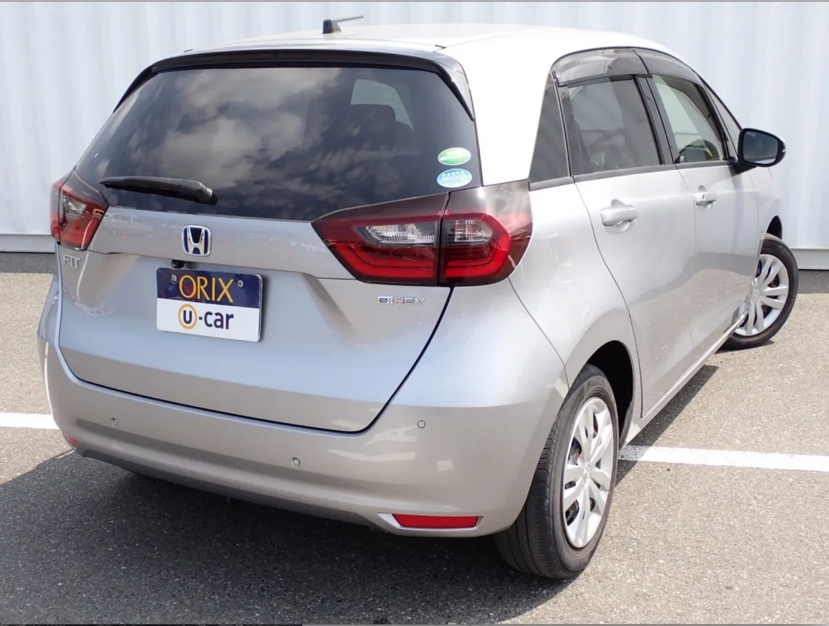 2020 Honda Fit- 1.5 Patrol Hybrid - Image 2