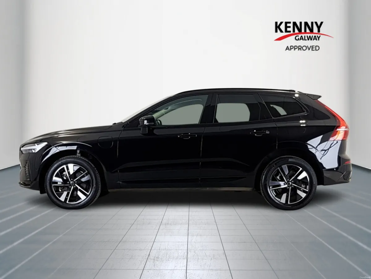 Volvo XC60 + T6 PHEV AWD AUTO PLUS - Image 4