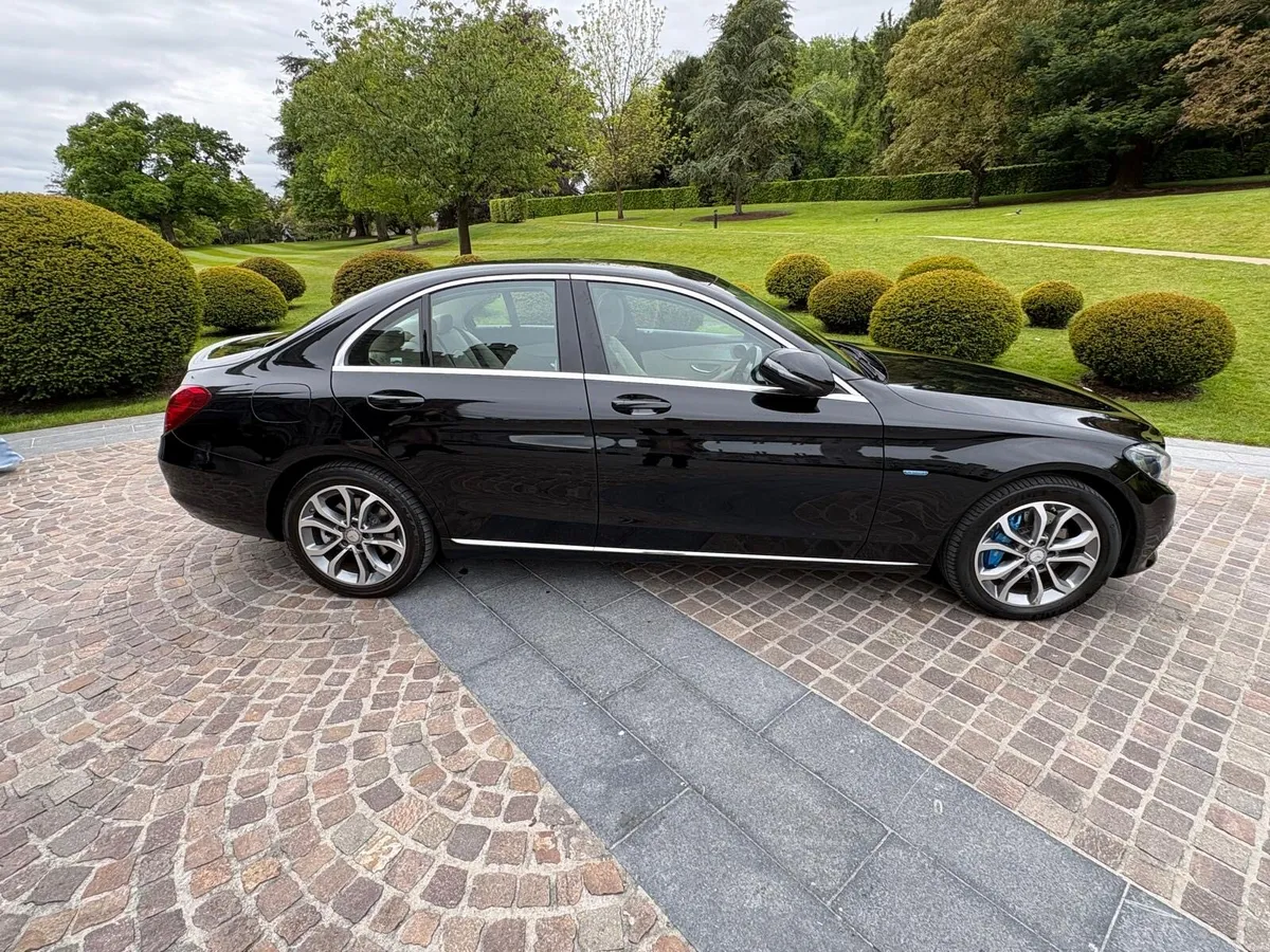 Mercedes C350E - Image 4