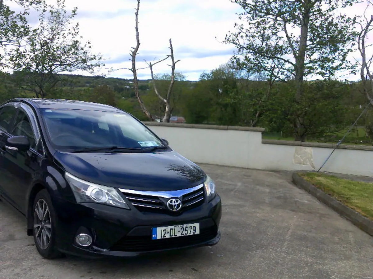 Toyota Avensis 2012 - Image 4