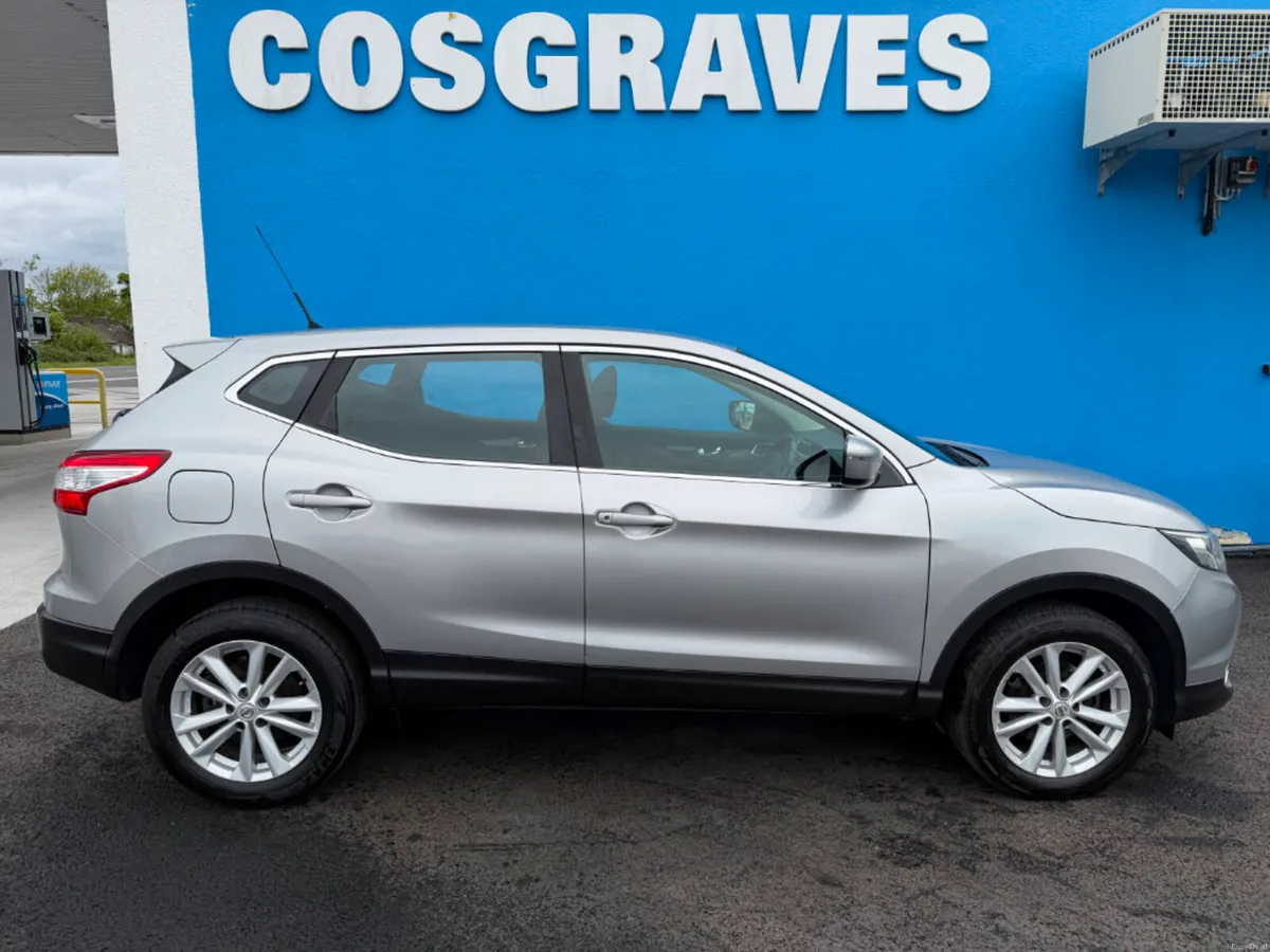 Nissan Qashqai 1.5 DCI Acenta 110PS 5DR * REVERSIN - Image 2