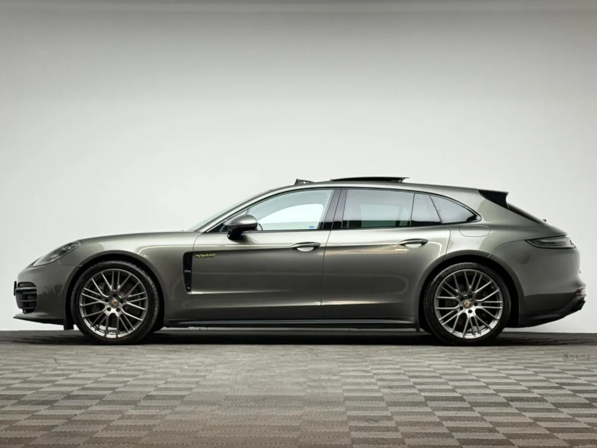 Porsche Panamera 4 SPORT TURISMO 2.9 PLAT EDITION - Image 4