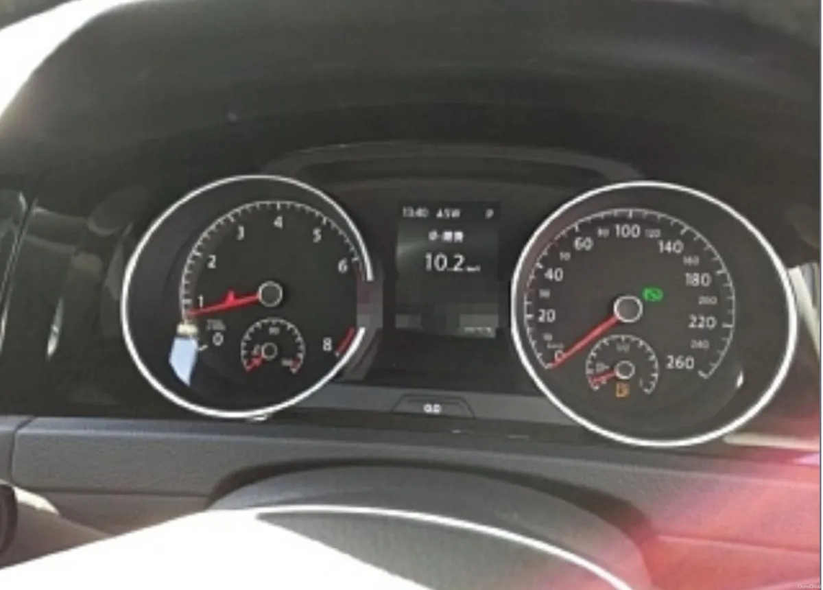 152 VW Golf 1.4 Petrol Automatic TSI Highline - Image 3