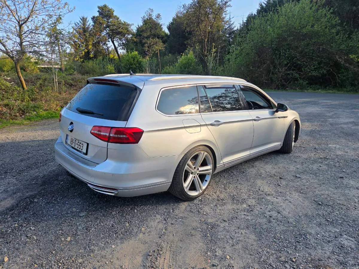 Volkwagen Passat - Image 3