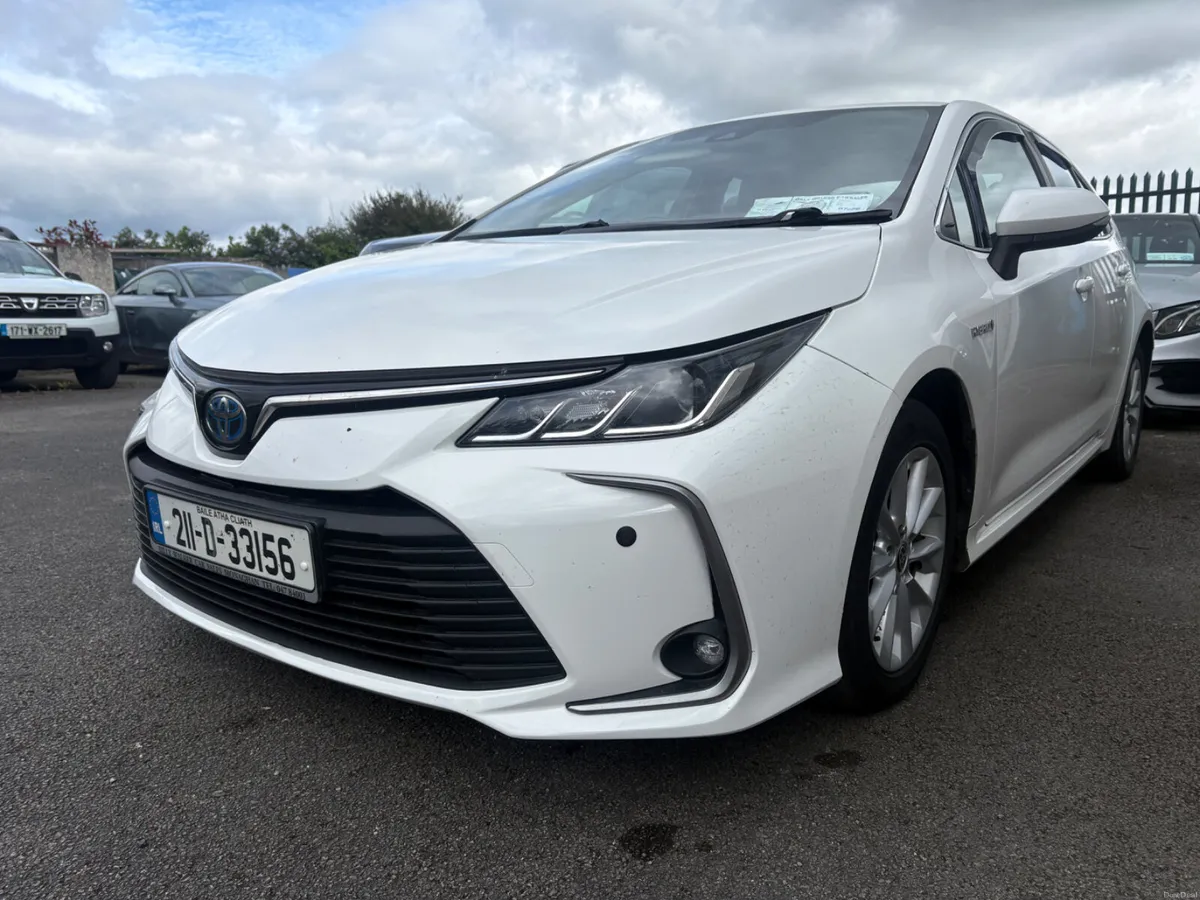 Toyota Corolla 2021 1.8 Hybrid Private Low Miles - Image 1