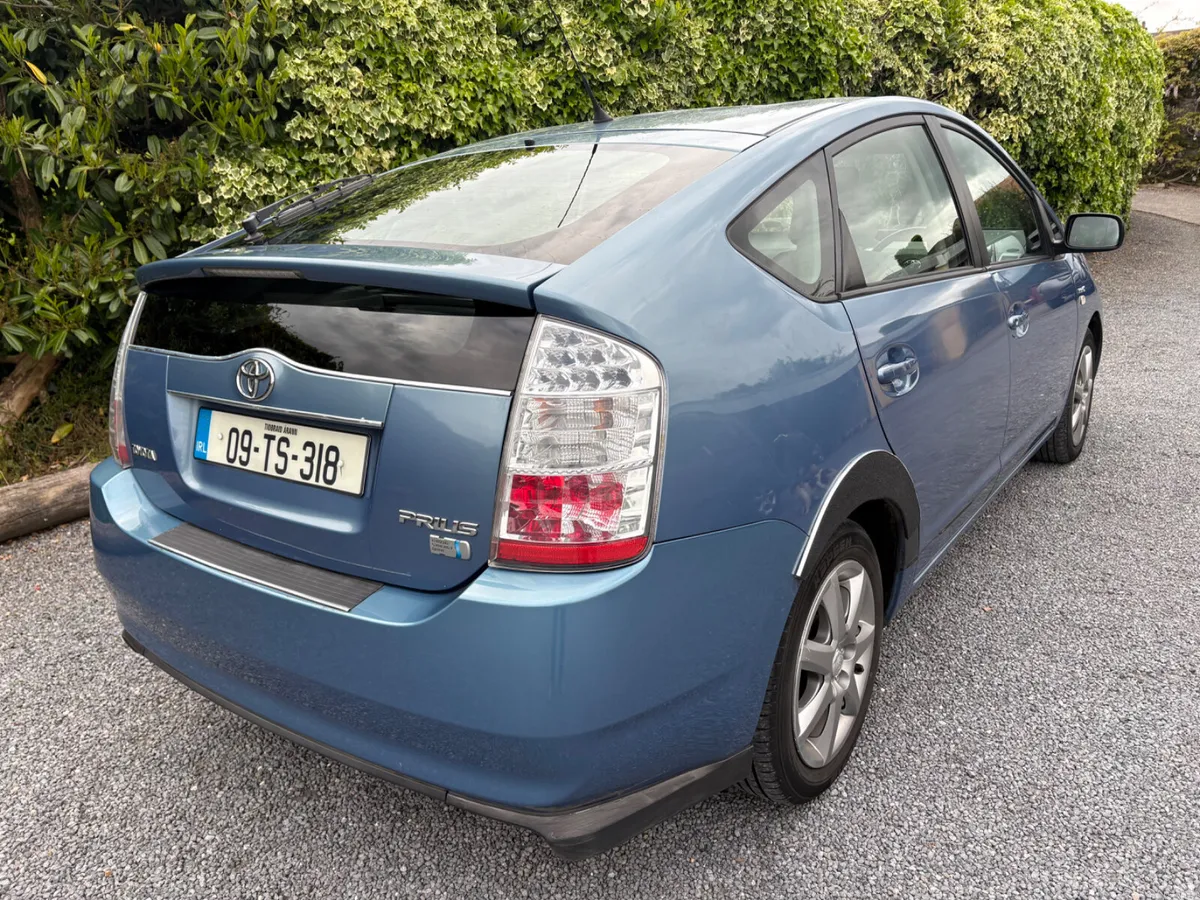Toyota Prius 2009 - Image 4