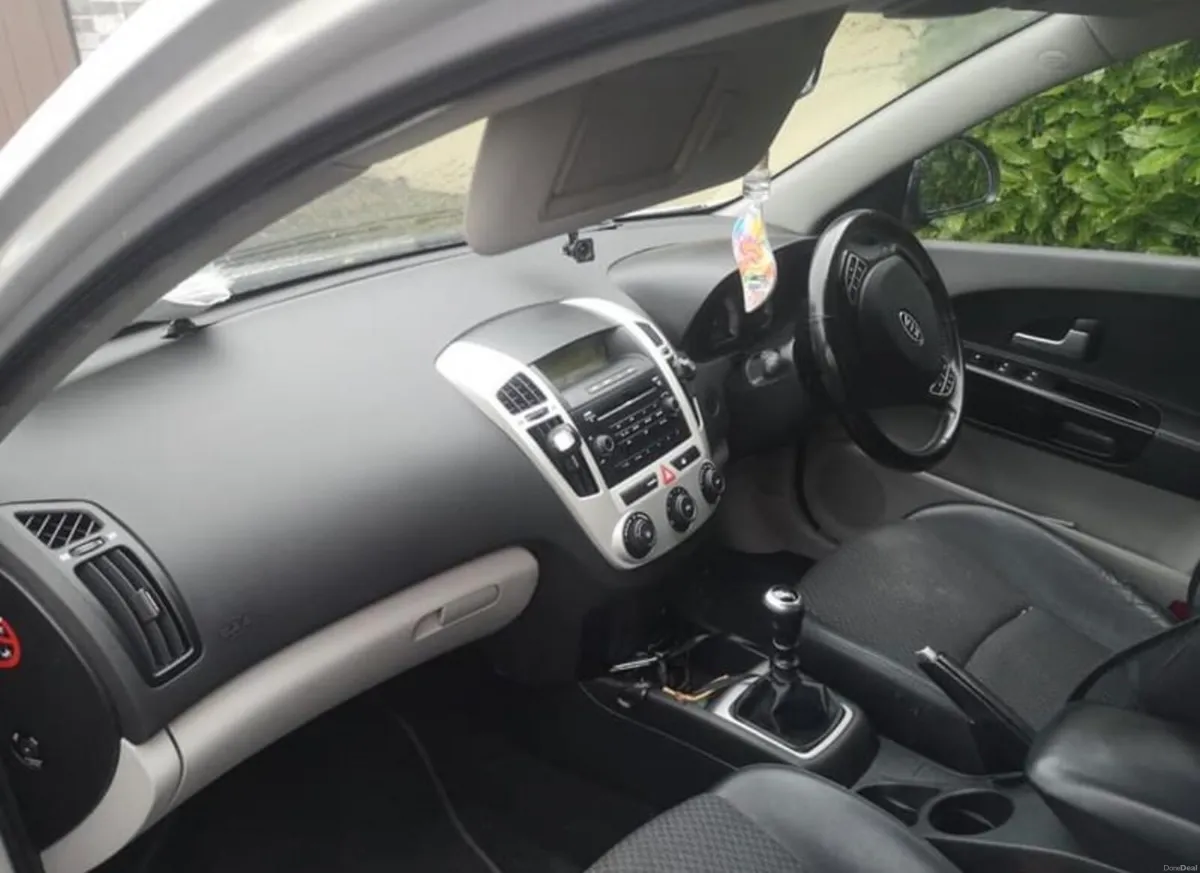 2007 Kia Ceed - NCT Feb/27 - Image 2
