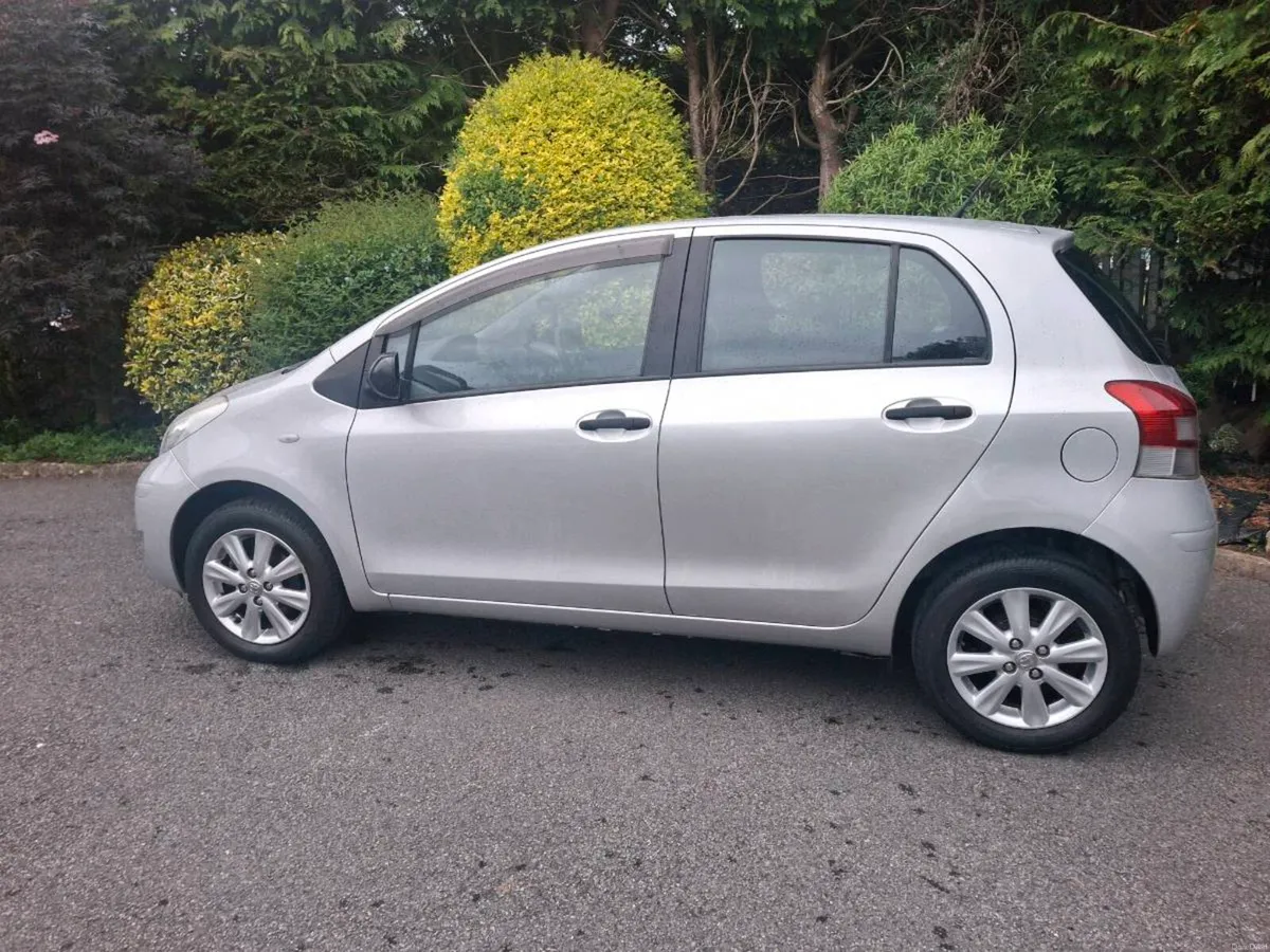 Toyota Yaris - Image 3