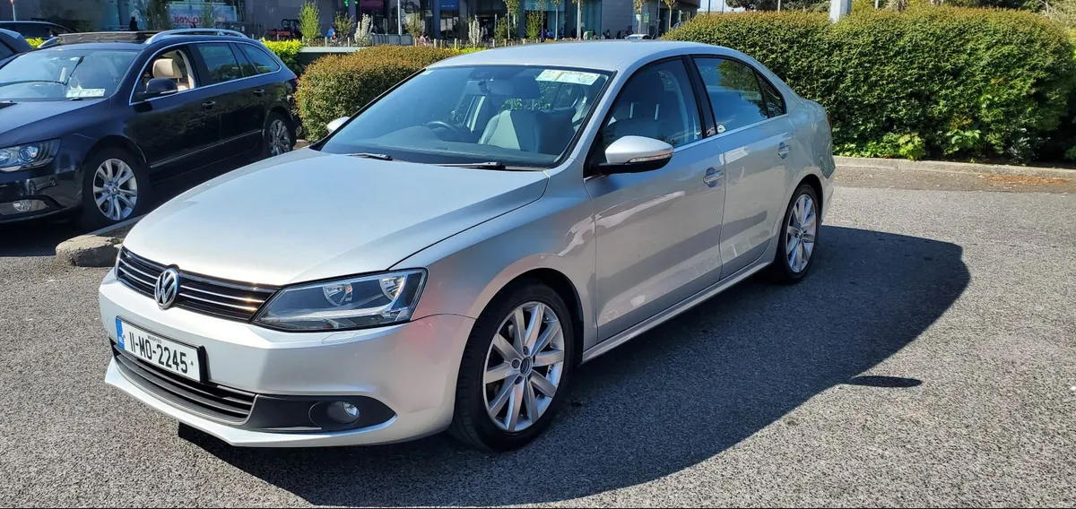 Volkswagen Jetta 2011 1.6 TDI - Image 3