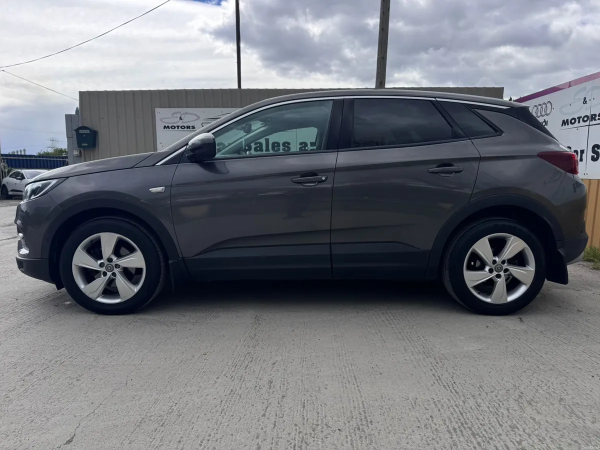 181 Opel Grandland X  1.6D Elite Low Miles - Image 3