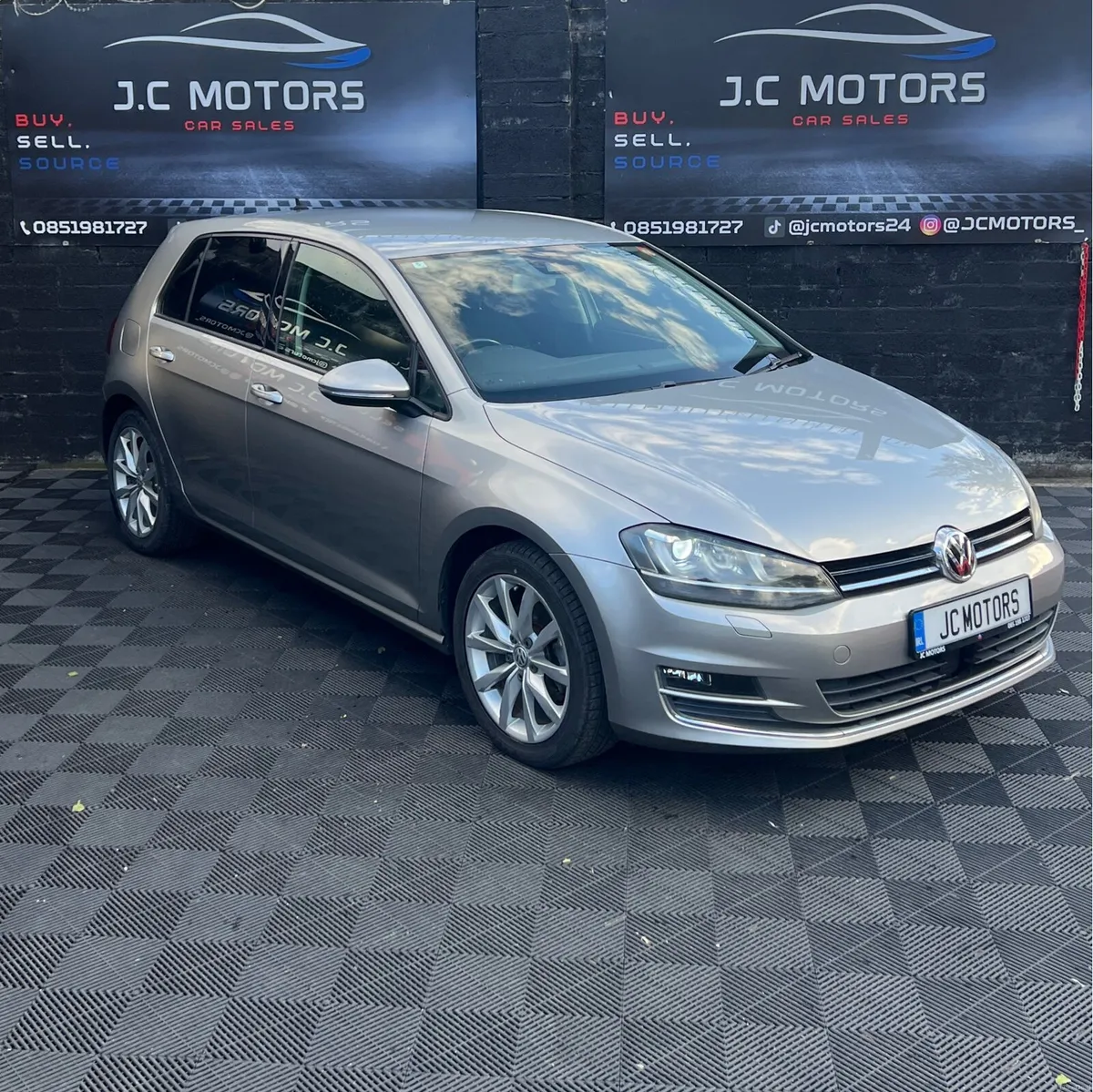 2013 VW Golf Highline (Automatic) - Image 1