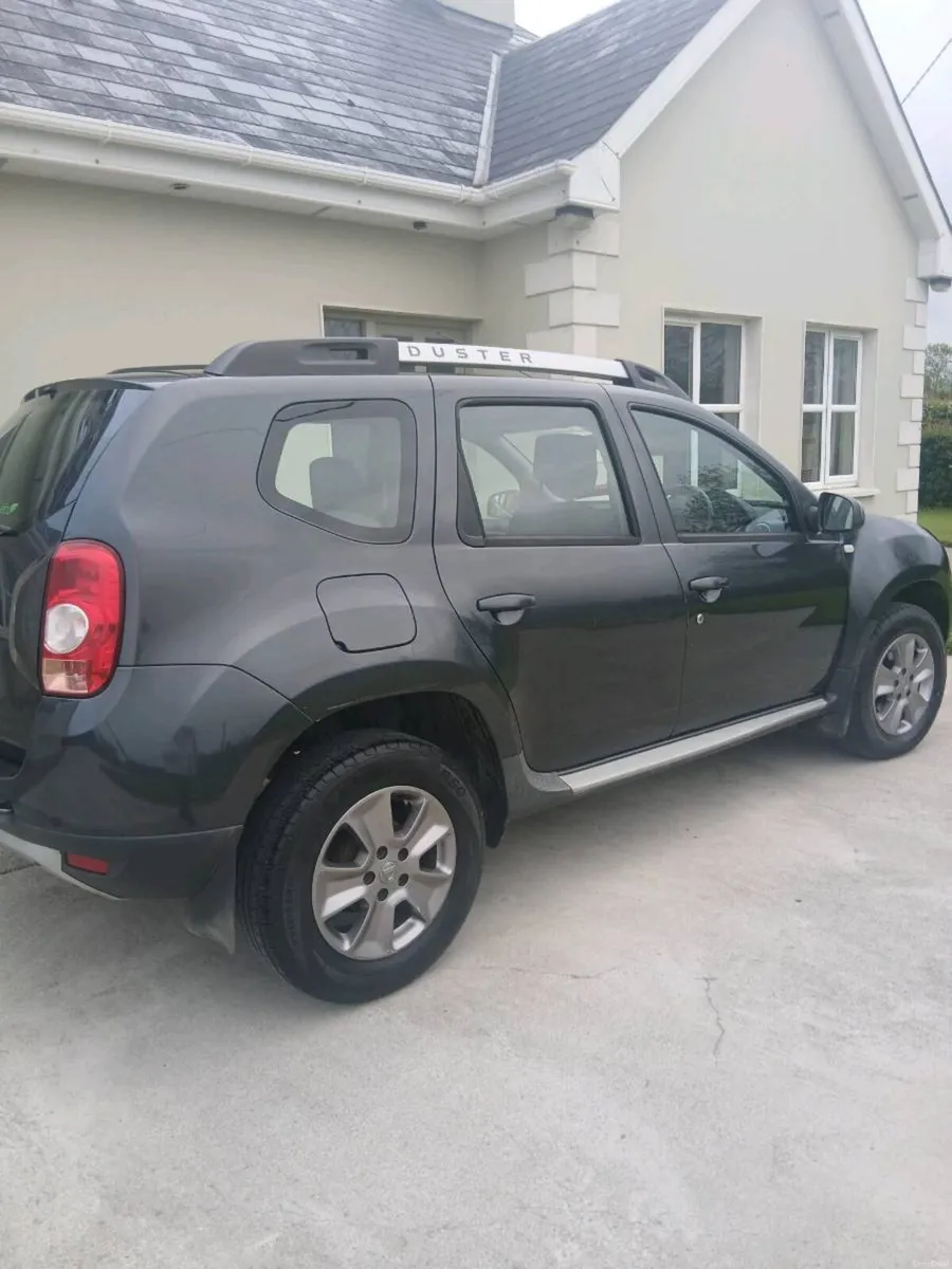 Car - Image 3