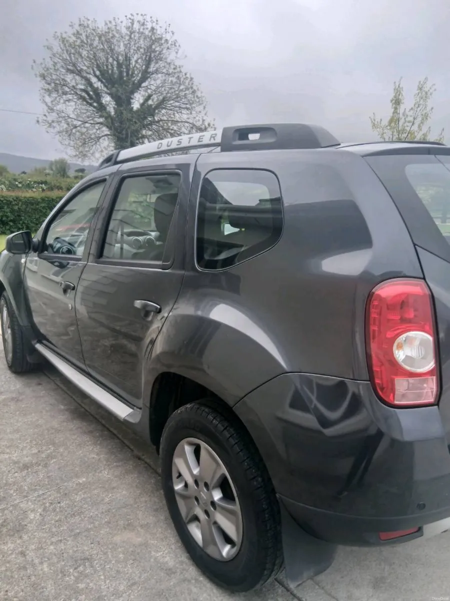 Car - Image 4