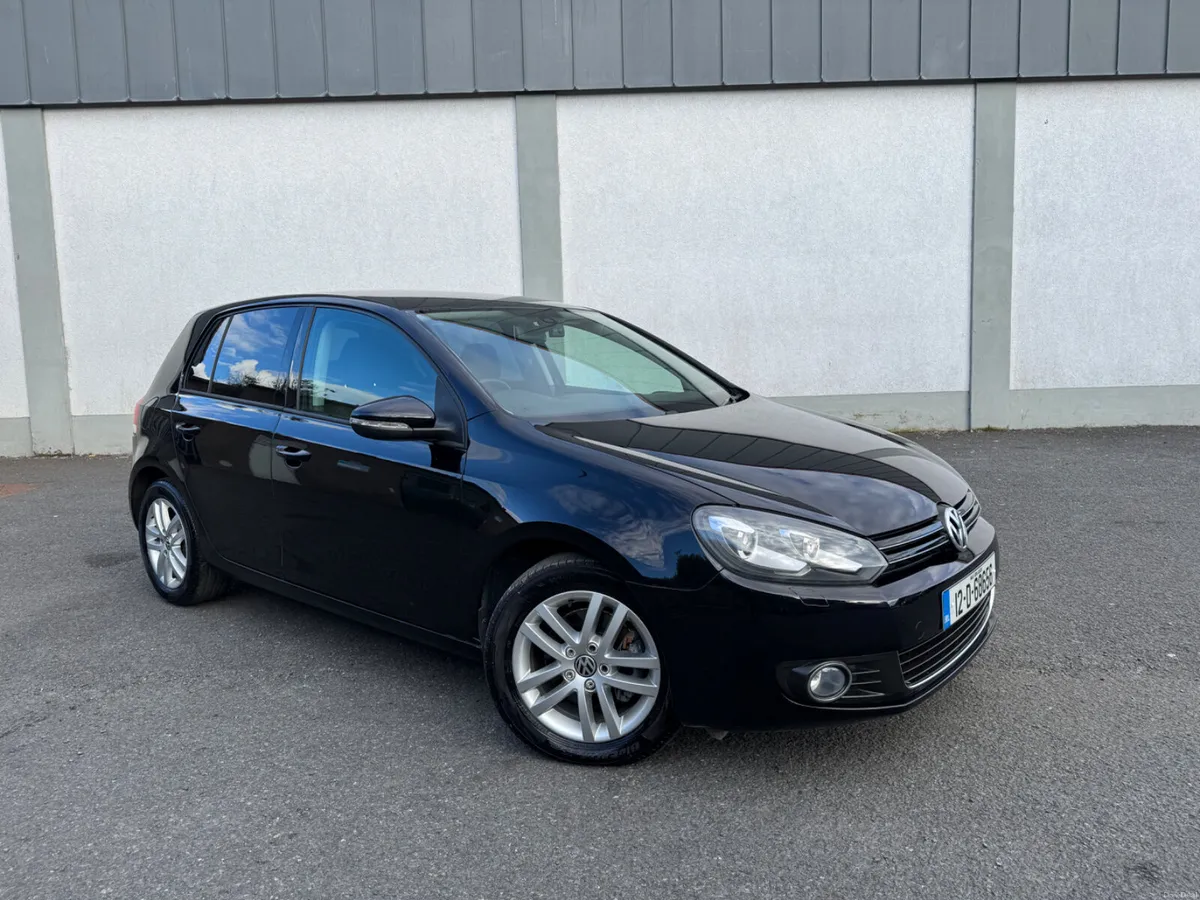 Volkswagen Golf 1.4 Automatic low mileage 62 km - Image 2