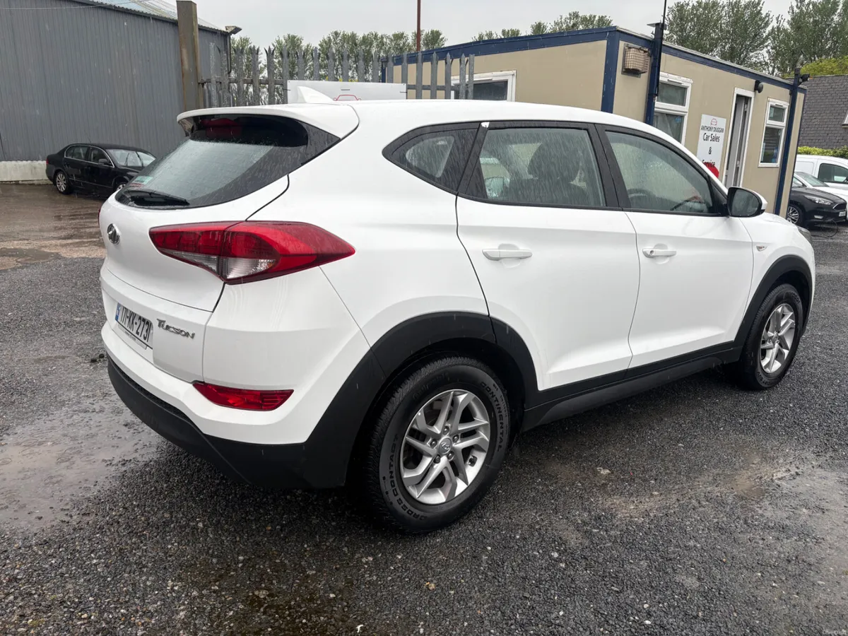 2017 Hyundai Tucson  1.7 - Image 3