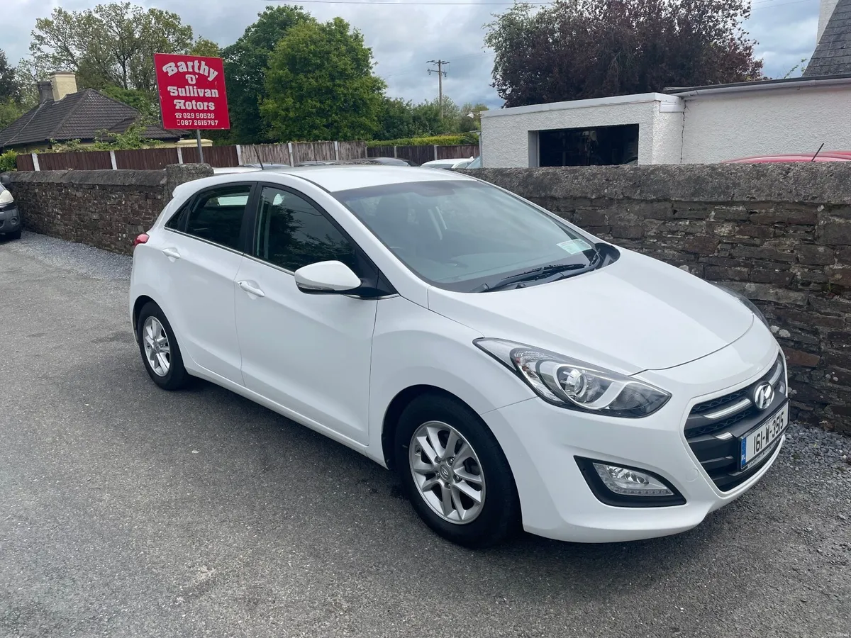 Hyundai i30 SE Nav 1.6 D 2016 - Image 1