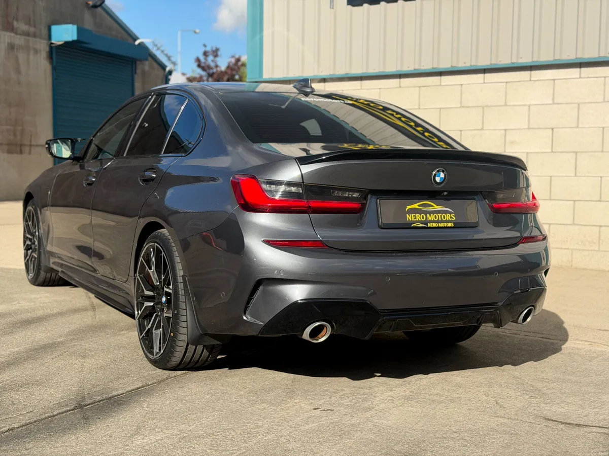 2020 (202) BMW 330e MSPORT - Image 4