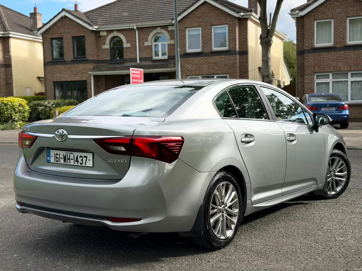 Toyota Avensis - Image 3