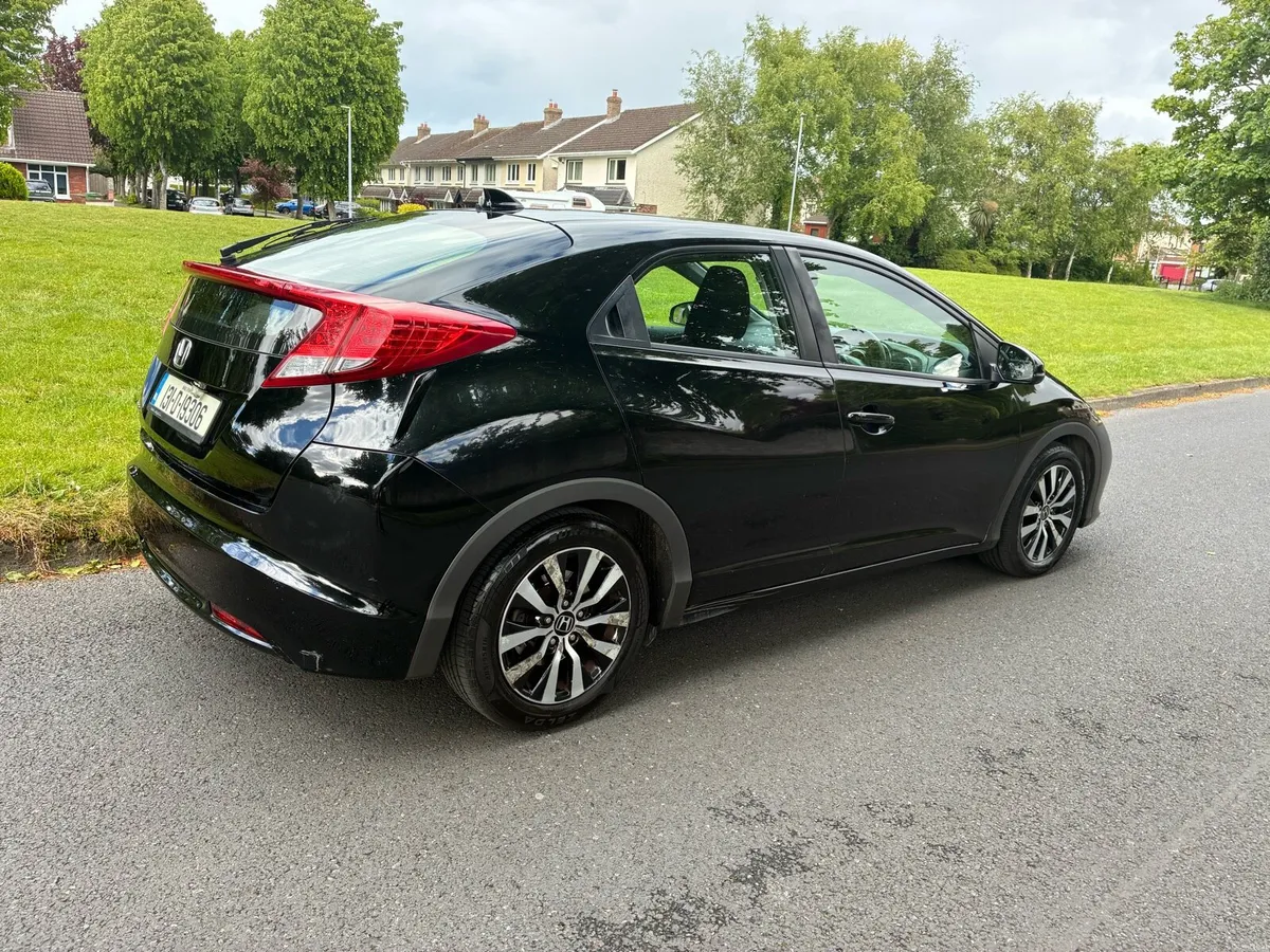 HONDA CIVIC 1.6 DSL LOW MILEAGE EXCELLENT CONDT - Image 2