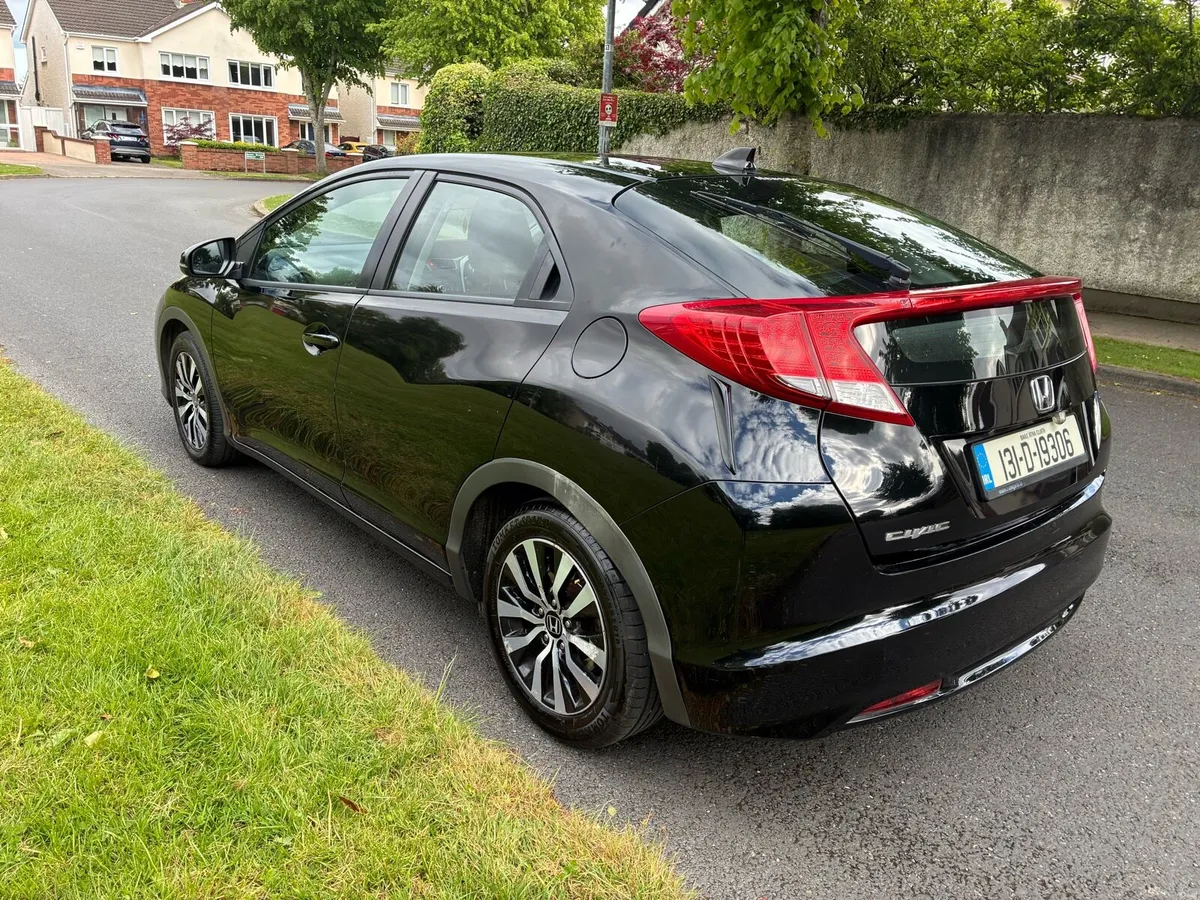 HONDA CIVIC 1.6 DSL LOW MILEAGE EXCELLENT CONDT - Image 4