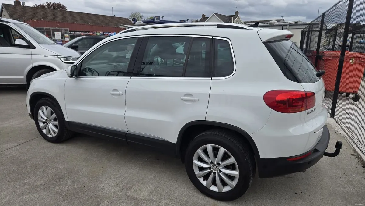 Volkswagen Tiguan 2015 - Image 3