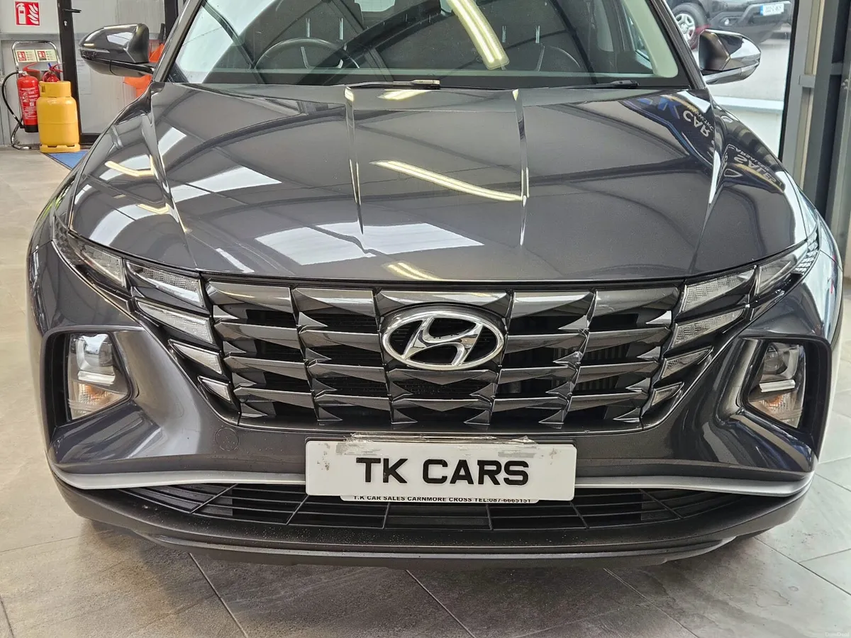 22 HYUNDAI TUCSON EXECUTIVE - Image 4