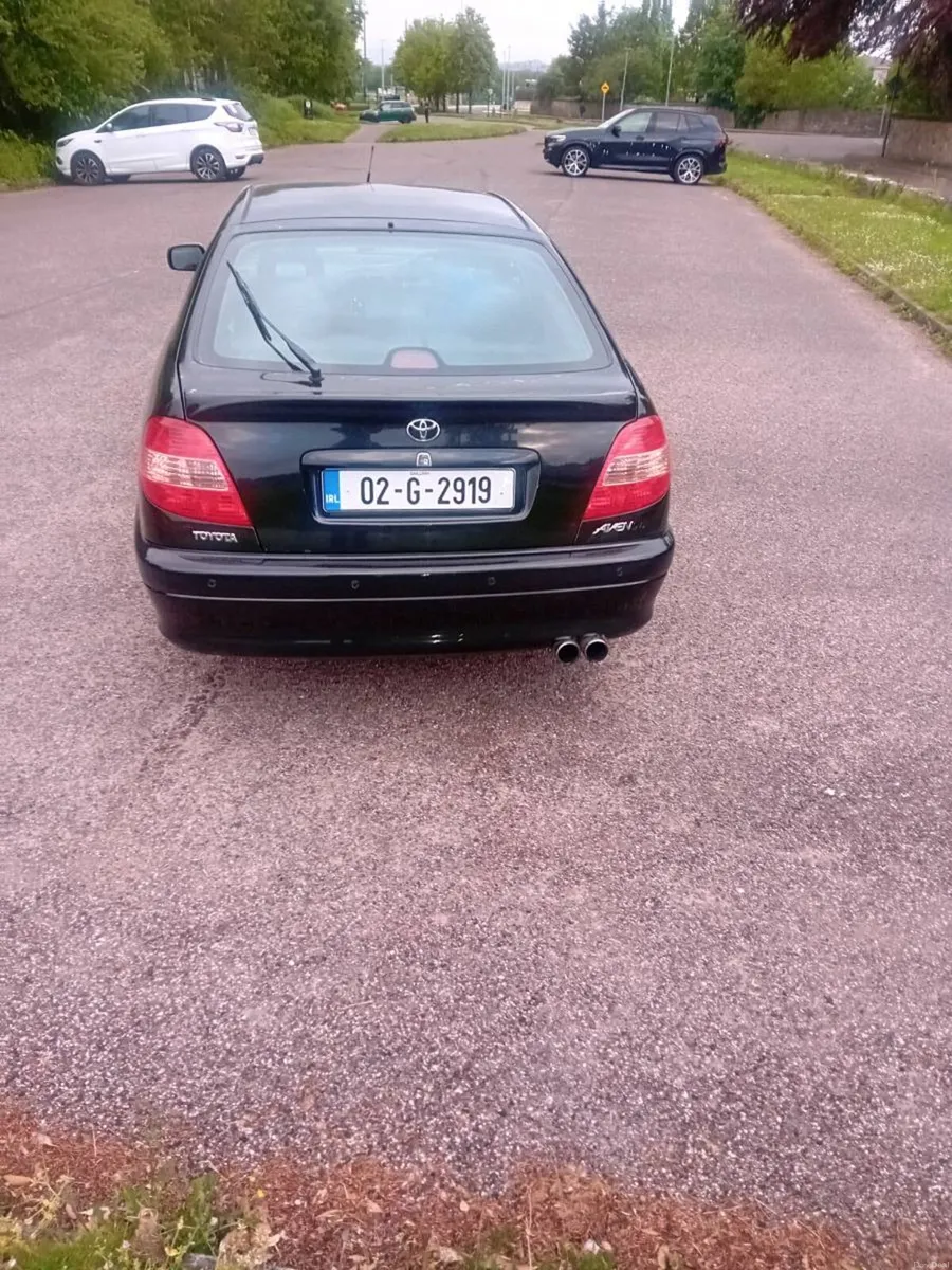 Toyota avensis 2.0 petrol - Image 4