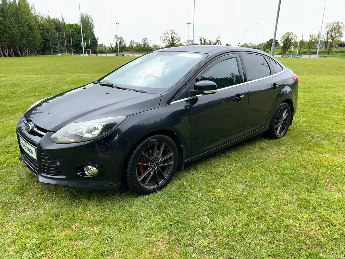 Ford Focus Titanium Saloon 2012 - Image 1