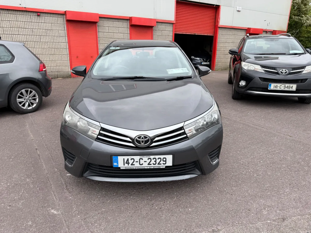 2014 Toyota Corolla - Image 2