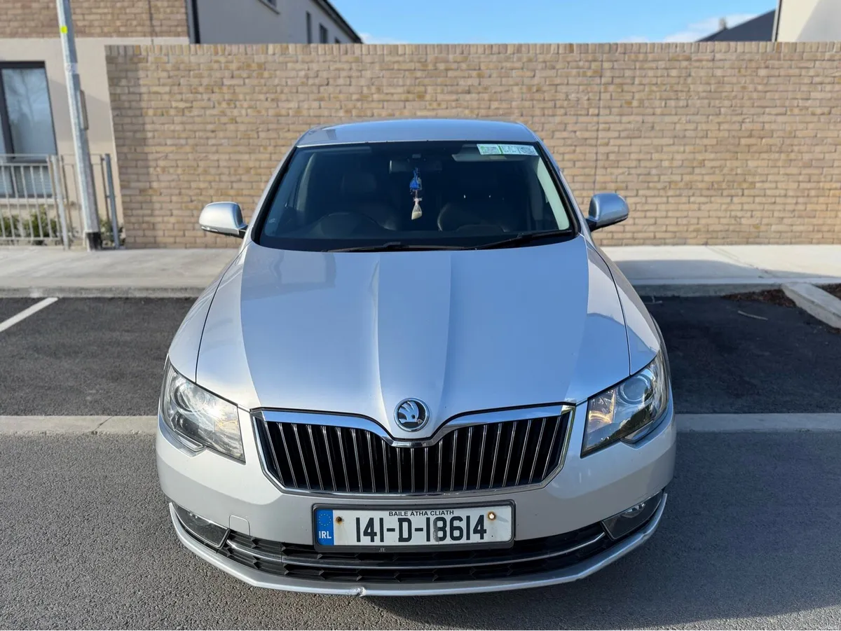 Skoda superb Auto DSG - Image 2