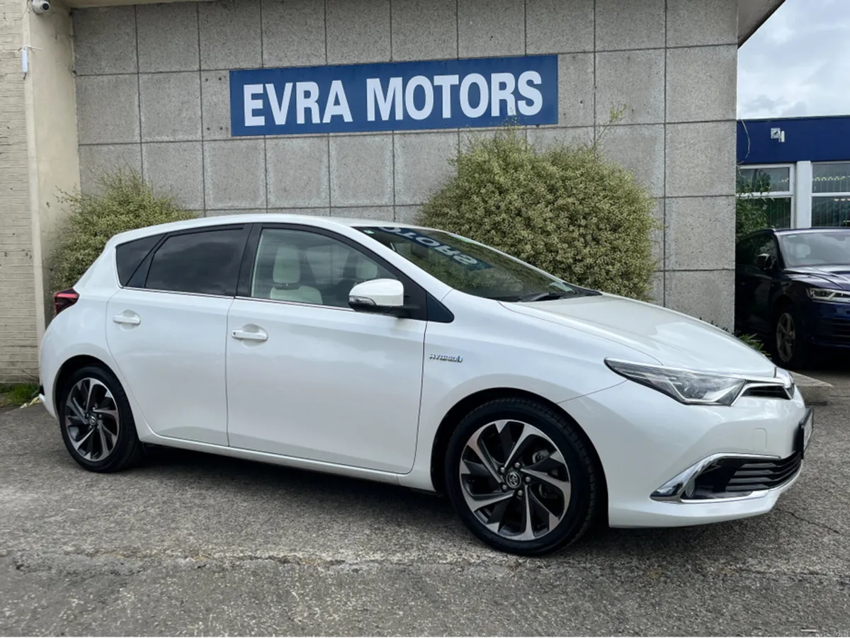 Toyota Auris G AUTOMATIC HYBRID 1.8 PETROL //HIGH - Image 3