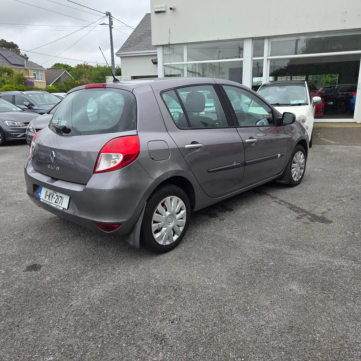 Renault Clio 2011 1.2 5DR - Image 5