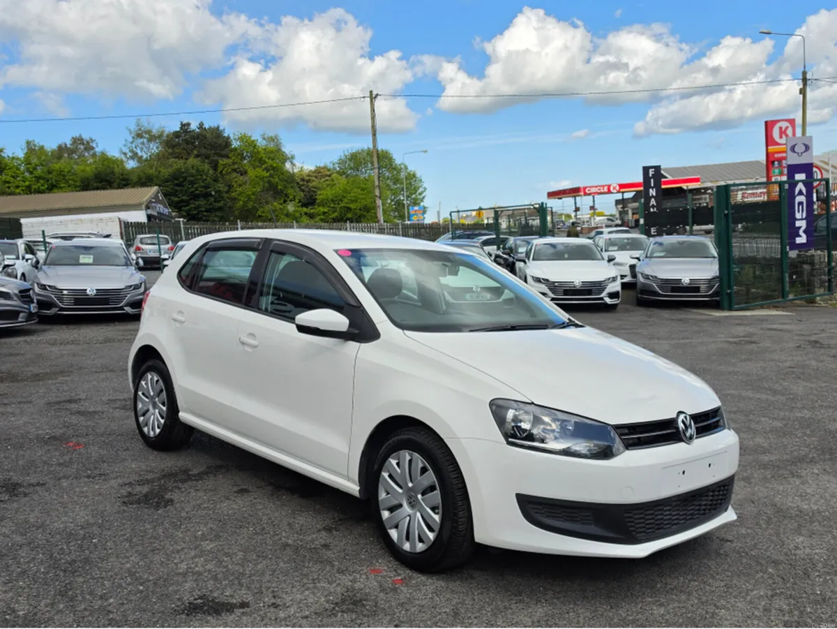 Volkswagen Polo ONLY 27,998KM ! 1.2 TSI AUTOMATIC - Image 3