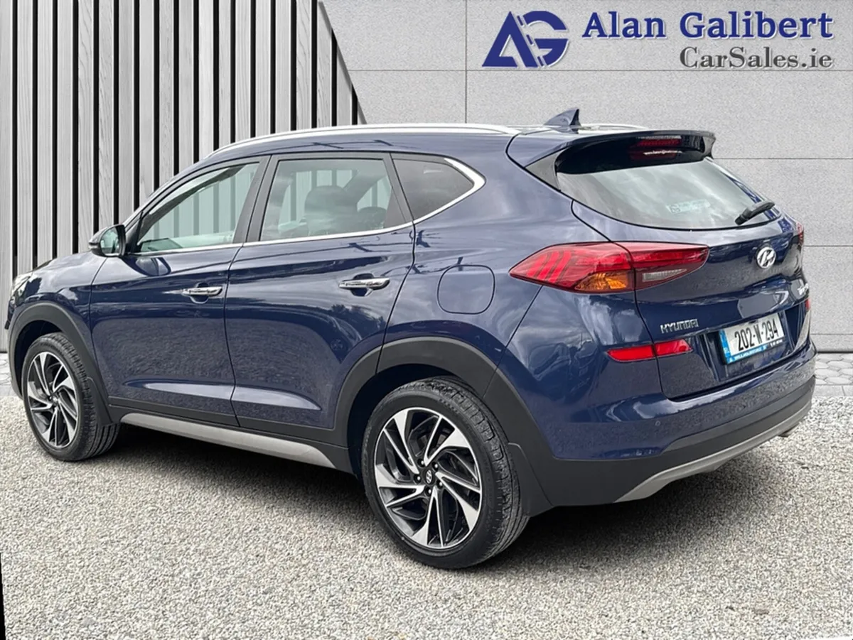 Hyundai Tucson 1.6 Diesel EXECUTIVE PLUS 5DR - Image 2
