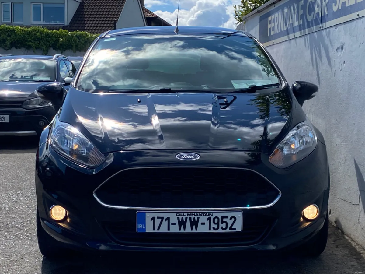 Ford Fiesta 1.25 Zetec With air con low kms - Image 3