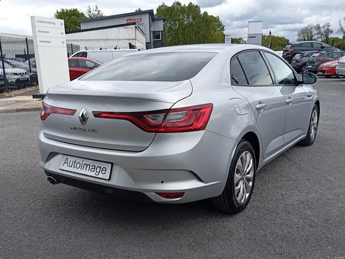 Renault Megane 1.5 dCi 110 EXPRESSION - Image 3