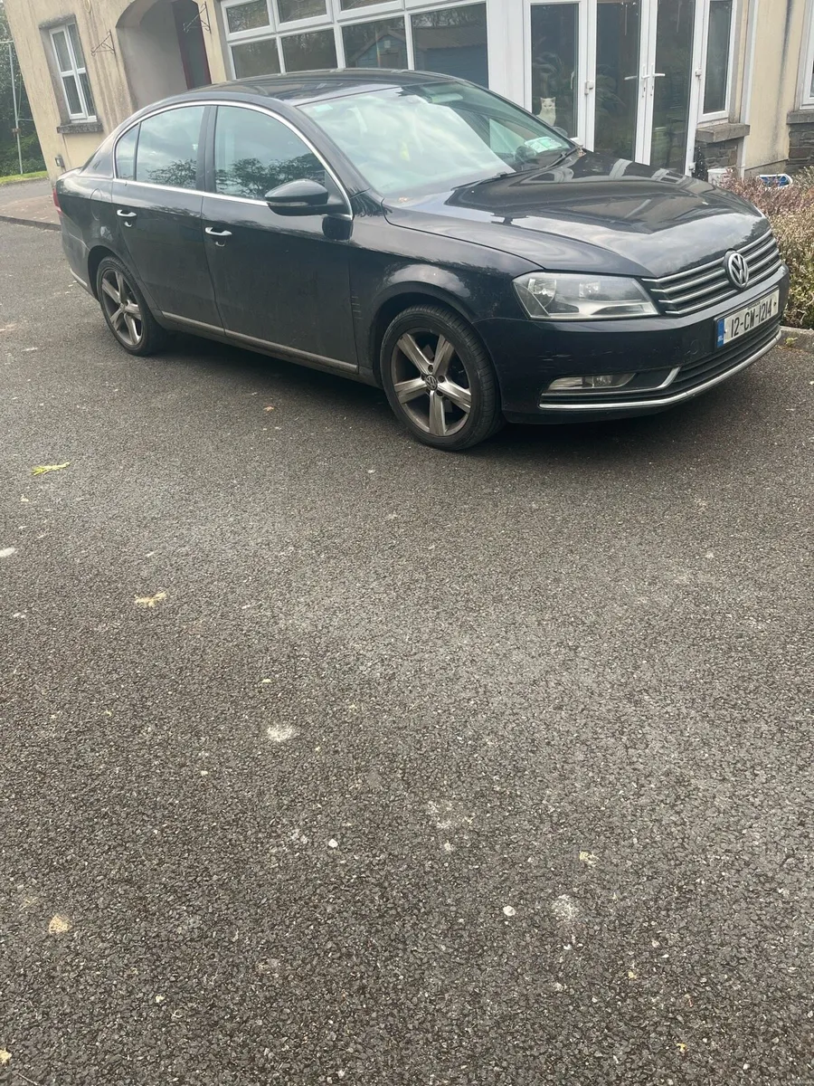 2012 Passat - Image 2