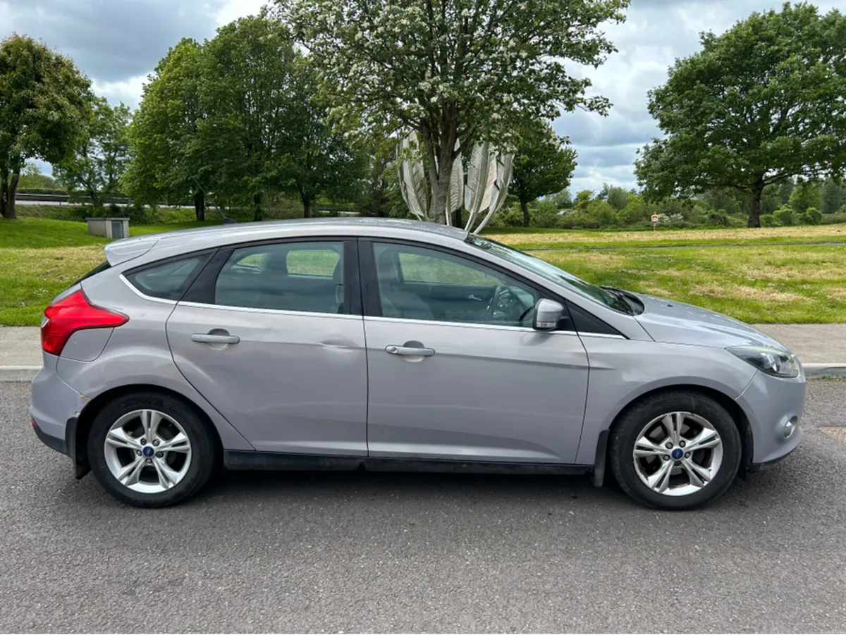 Ford Focus TRADE SALE ONLY 1.6 TDCI 95PS M6 ZETEC - Image 3