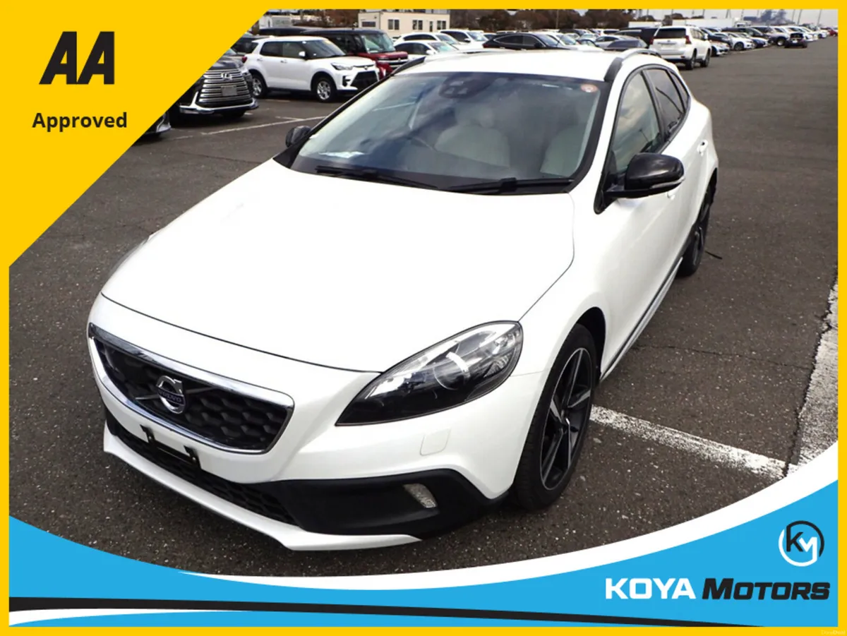 Volvo V40 2.0 D4 CROSS COUNTRY SE LUXURY DIESEL 19 - Image 1