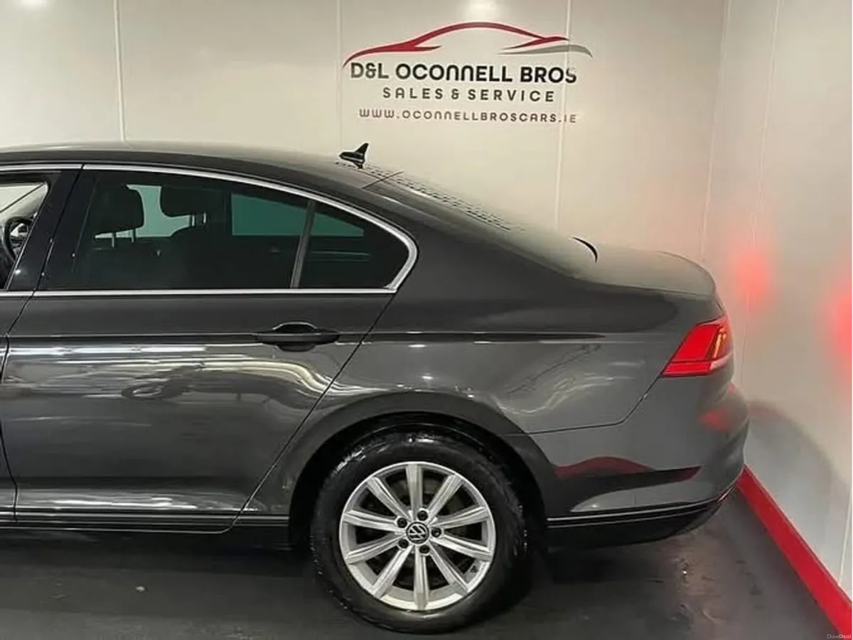 Volkswagen Passat BUSINESS 2.0 TDI D7F 150 4DR AUT - Image 5