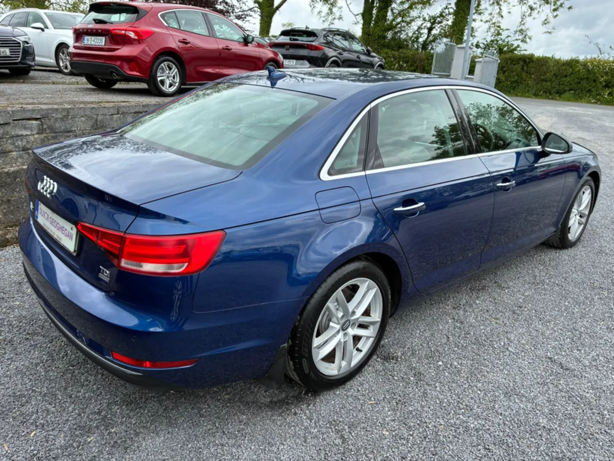 Audi A4 2.0 TDI 150 SE ULTRA (CAMERA+LEATHER) - Image 2