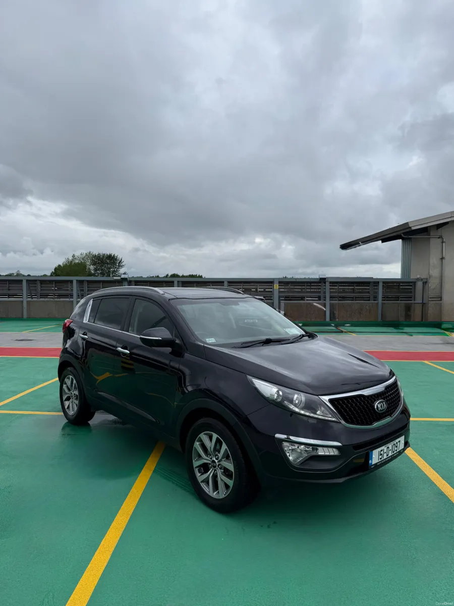 151 Kia Sportage 1.7d - LOW MILEAGE - Image 1