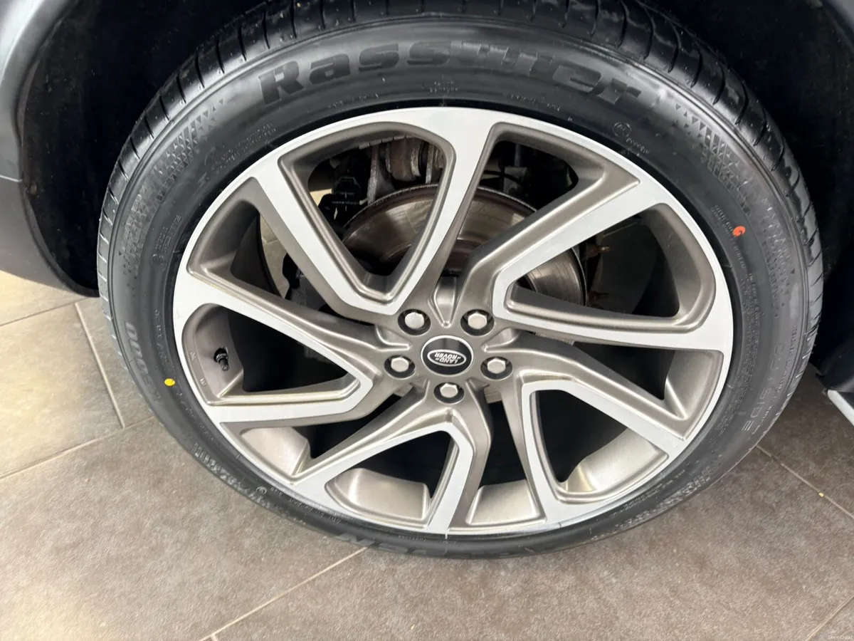Land Rover Discovery 2018 - Image 6