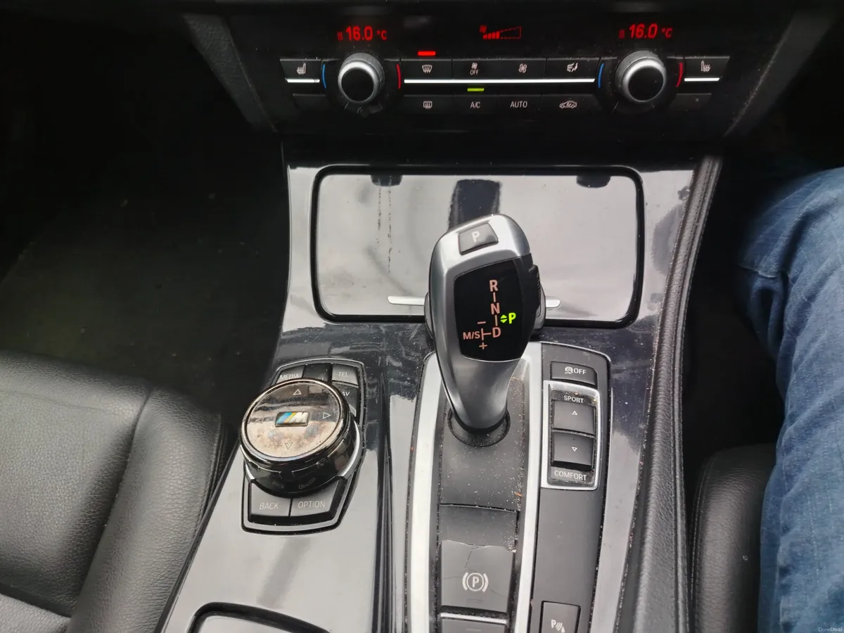 BMW 5-Series 2016 - Image 6