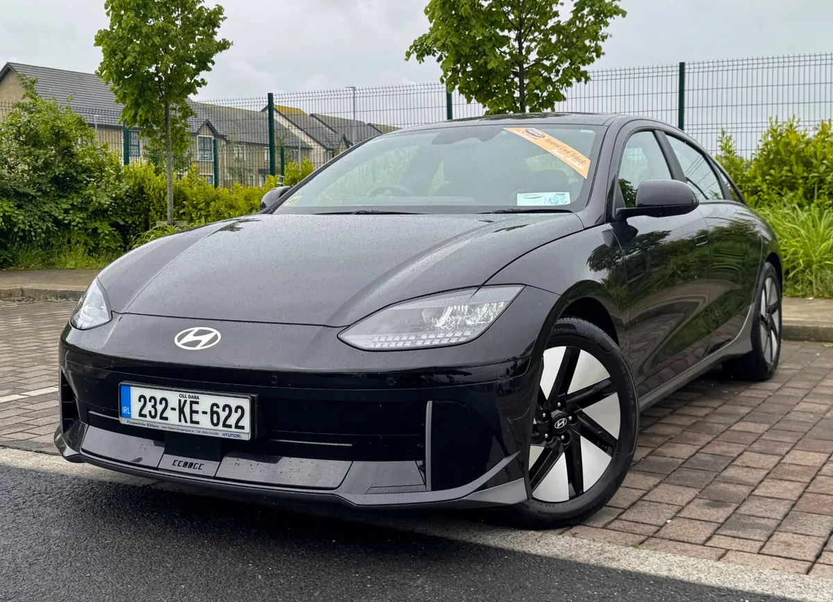 IONIQ 6 Signature 430 km's Range- 53 kwh - 2023 - Image 2