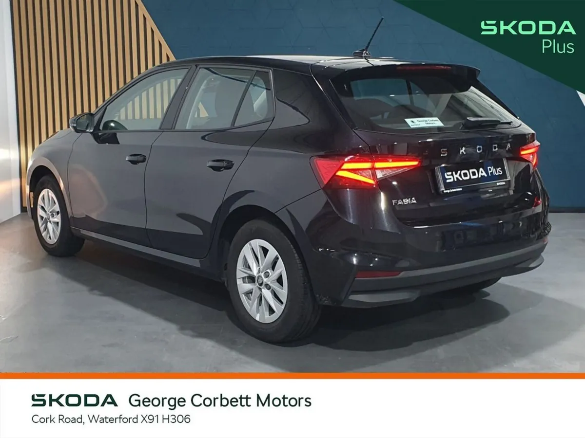 Skoda Fabia Selection 1.0MPi 80HP (From €80 per we - Image 3