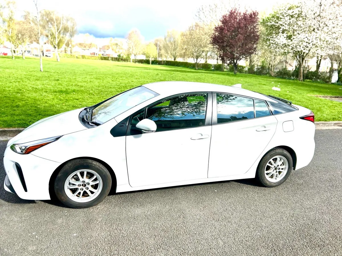 TOYOTA PRIUS 2021 KM 113220 - Image 3