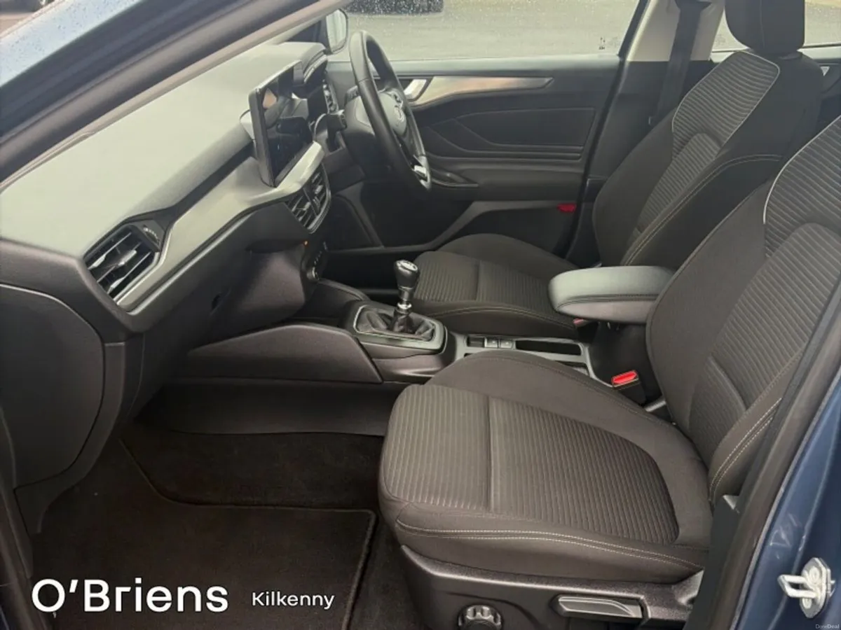 Ford Focus 1.0L EcoBoost 125PS Titanium Vignale - Image 4
